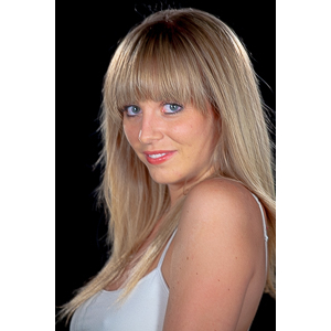 I met T'Lane through a session I shot for a friend of hers on Manhattan Beach. She was absolutely gorgeous and I was thrilled that she agreed to shoot with me.